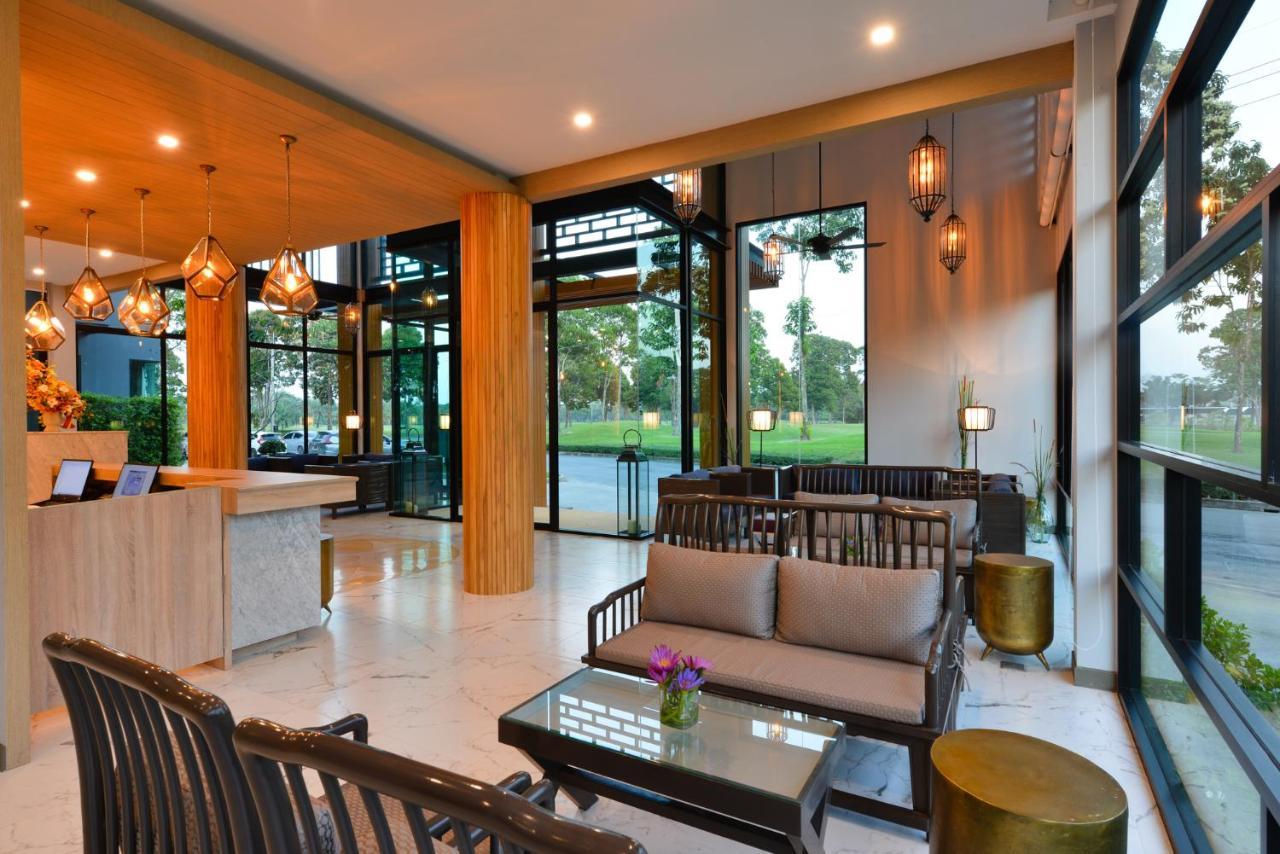 Sappaya Hotel By Lotus Valley Golf Resort Chachoengsao Exterior photo